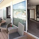 Hotel Western Premier Le Patio Des Artistes Wellness Jacuzzi