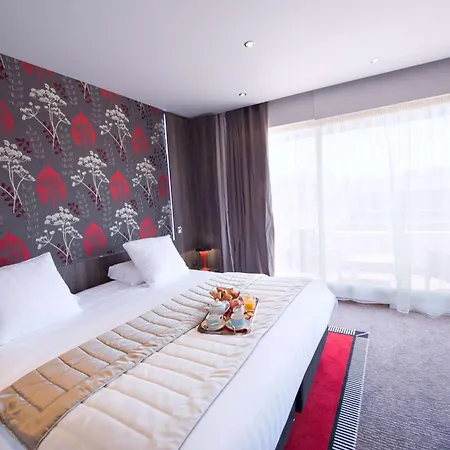 Western Premier Le Patio Des Artistes Wellness Jacuzzi Cannes