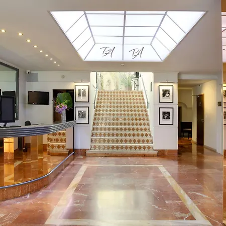 Szálloda Western Premier Le Patio Des Artistes Wellness Jacuzzi