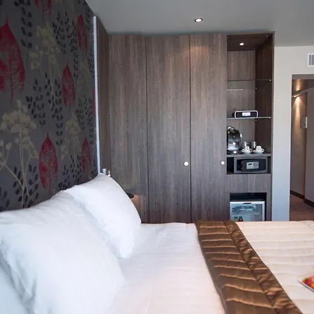Western Premier Le Patio Des Artistes Wellness Jacuzzi 4* كان