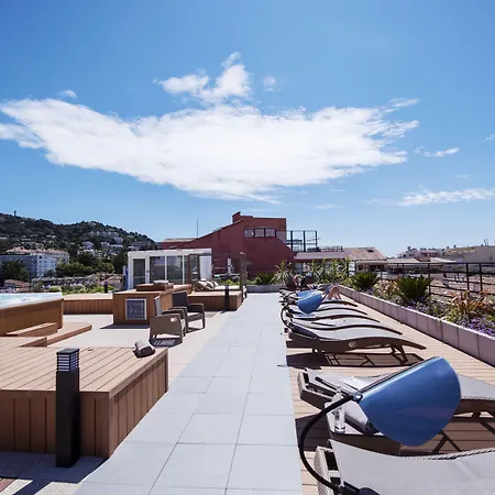 Western Premier Le Patio Des Artistes Wellness Jacuzzi 4*