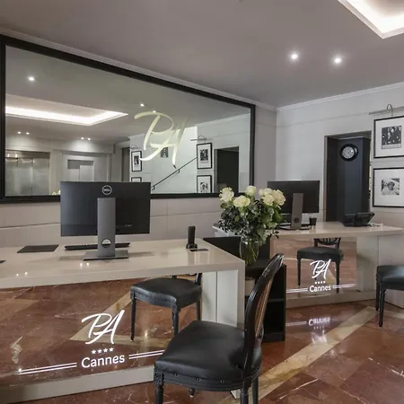Western Premier Le Patio Des Artistes Wellness Jacuzzi Otel 4*
