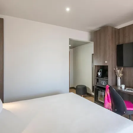 Western Premier Le Patio Des Artistes Wellness Jacuzzi Cannes