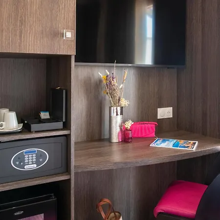 Western Premier Le Patio Des Artistes Wellness Jacuzzi Hotel Cannes