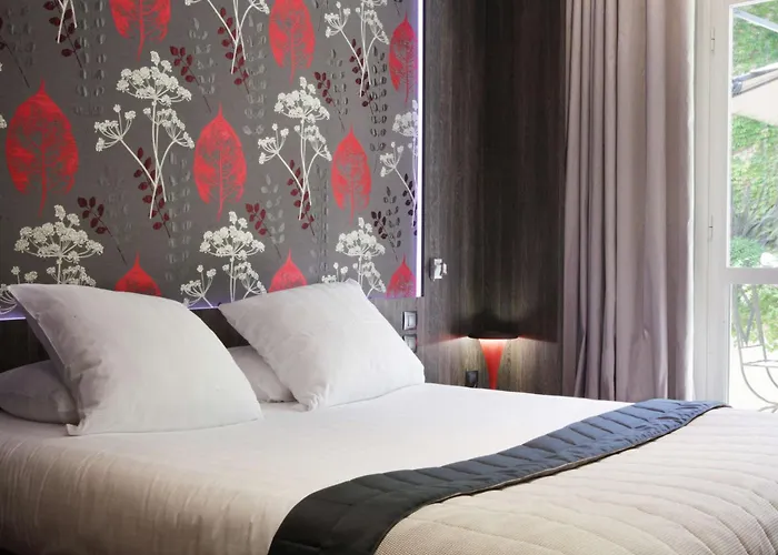 Western Premier Le Patio Des Artistes Wellness Jacuzzi 4* Cannes