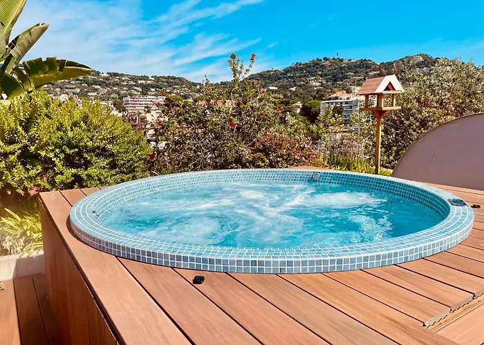 Western Premier Le Patio Des Artistes Wellness Jacuzzi 4* Cannes