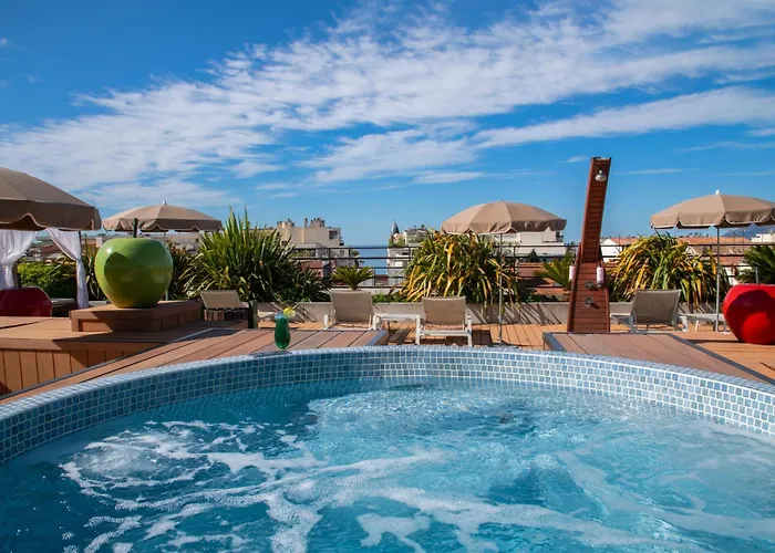 Western Premier Le Patio Des Artistes Wellness Jacuzzi Cannes