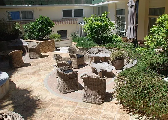 Otel Western Premier Le Patio Des Artistes Wellness Jacuzzi 4*